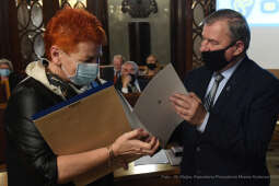 2525jpg.jpg-Pióro Biznesu