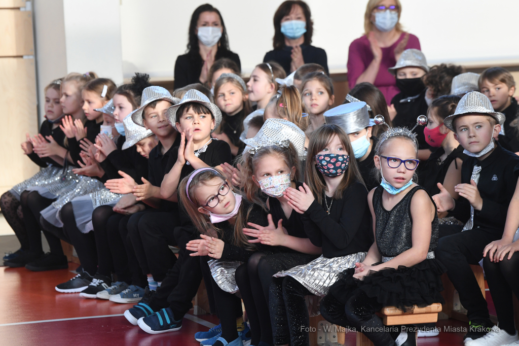 022jpg.jpg-Szkoła 134 im. St. Lema  Autor: W. Majka