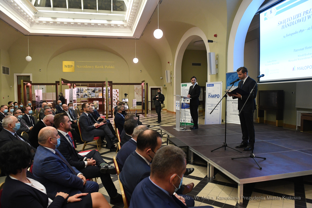 033jpg.jpg-171 lat IPH - Krakowski Dukat  Autor: W. Majka