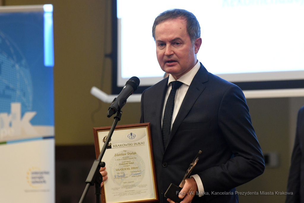 1212jpg.jpg-171 lat IPH - Krakowski Dukat  Autor: W. Majka