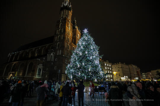 bs_211127_5411.jpg-Choinka 2021, Majchrowski