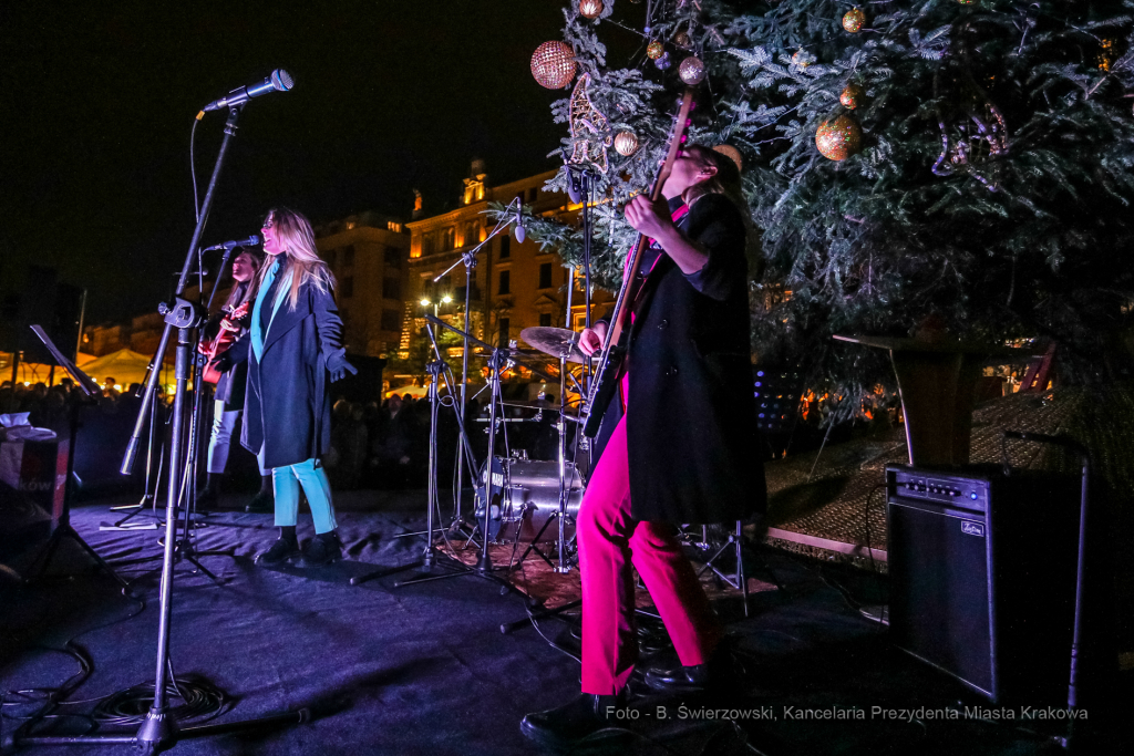 bs_211127_6077.jpg-Choinka 2021, Majchrowski  Autor: B. Świerzowski