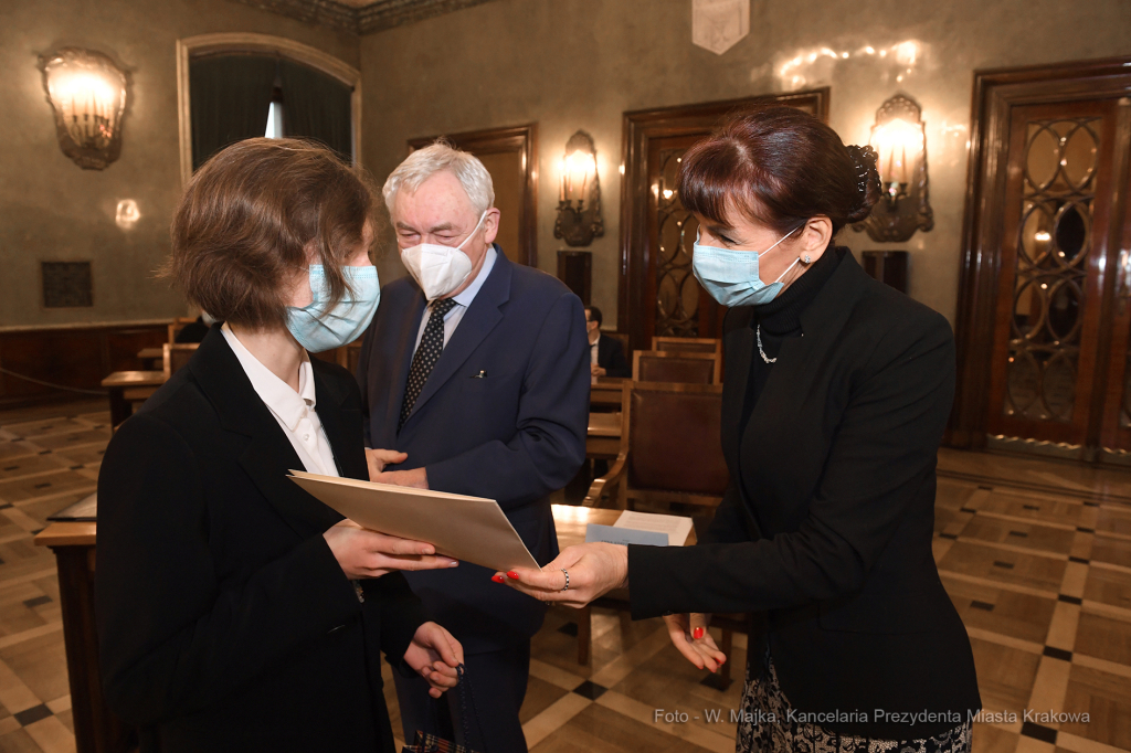 1010jpg.jpg-Mistrz Matury, Technik 100% i Ósmoklasista 100%  Autor: W. Majka