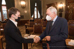 1212jpg.jpg-Mistrz Matury, Technik 100% i Ósmoklasista 100%