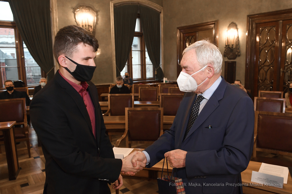 1515jpg.jpg-Mistrz Matury, Technik 100% i Ósmoklasista 100%  Autor: W. Majka