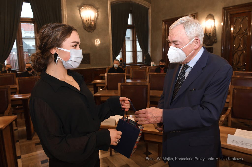 1919jpg.jpg-Mistrz Matury, Technik 100% i Ósmoklasista 100%  Autor: W. Majka