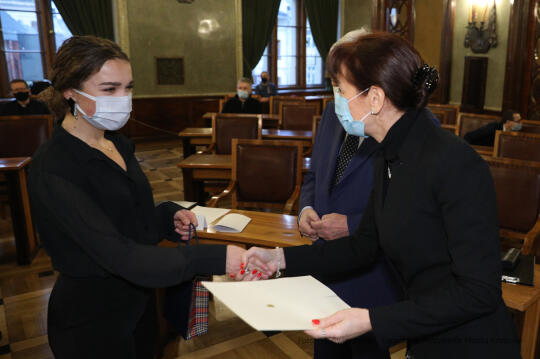 2121jpg.jpg-Wręczenie nagród Mistrz Matury, Technik 100% i Ósmoklasista 100%,