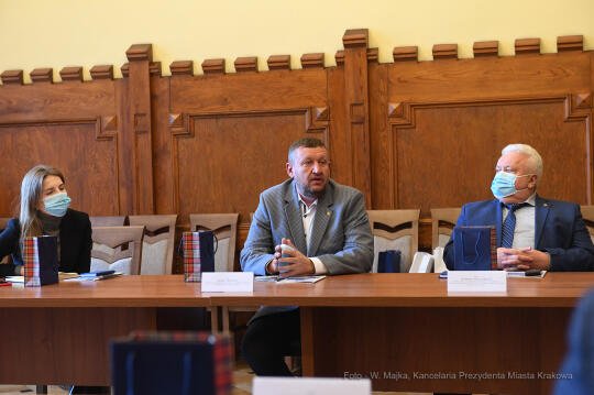 1010jpg.jpg-lekarze ze Lwowa