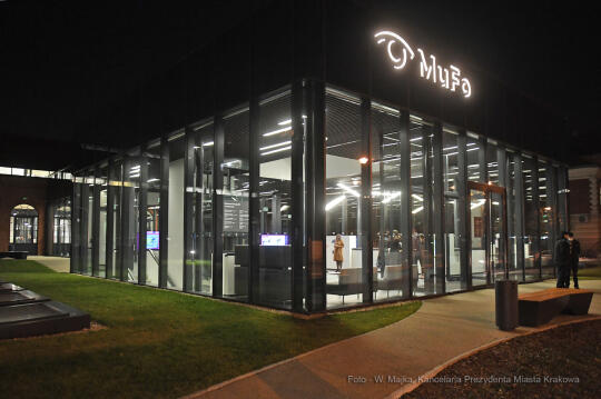 011jpg.jpg-otwarcie MuFo Rakowicka