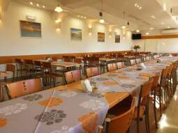 28-bud główny - stołówka 4.jpg