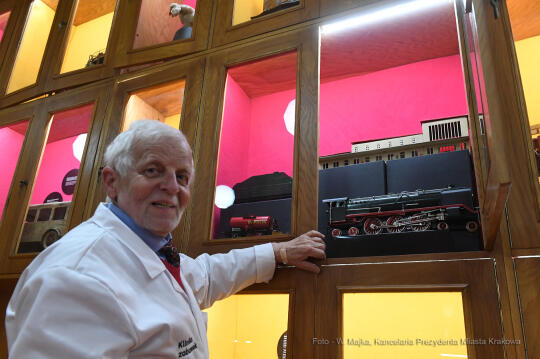 044jpg.jpg-klinika zabawek