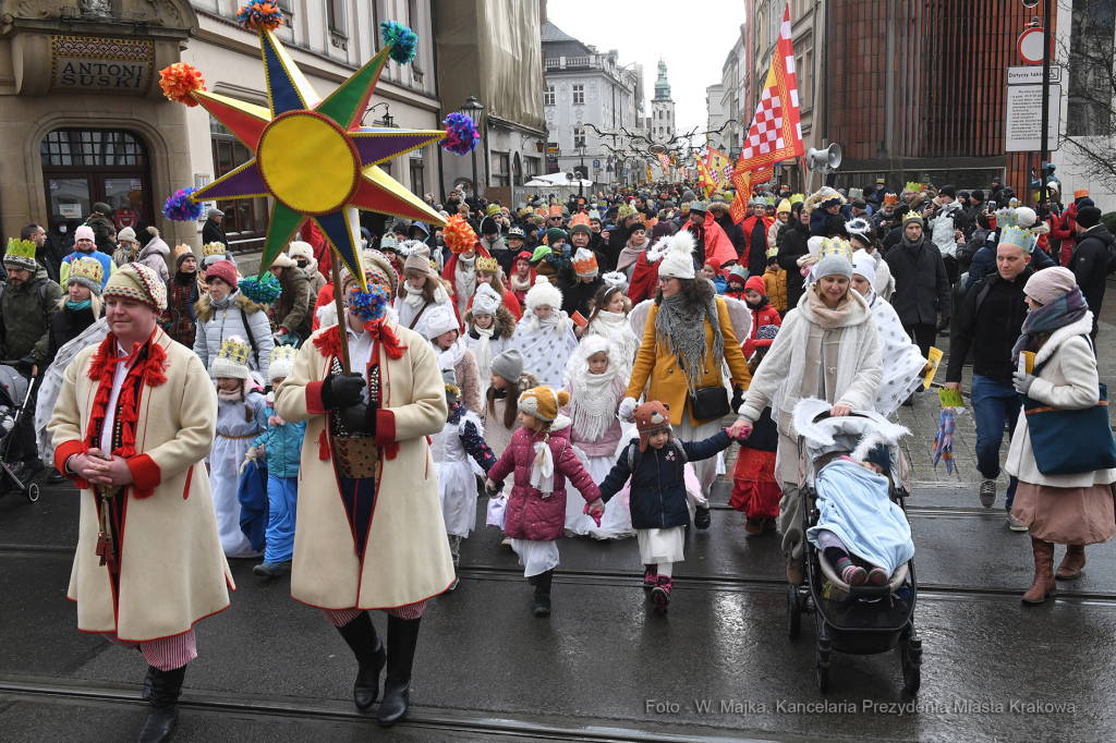 2929jpg.jpg-Orszak Trzech Króli w Krakowie  Autor: W. Majka