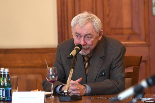 022jpg.jpg-I Plenarne Posiedzenie Nowej Powiatowej Rady Rynku Pracy