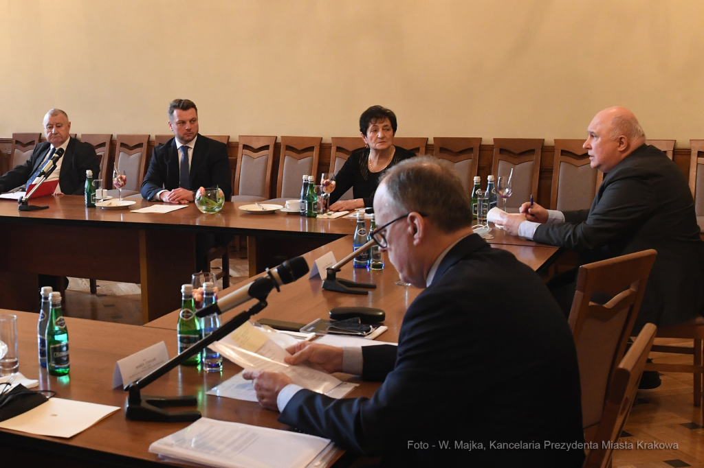 2020jpg.jpg-I Plenarne Posiedzenie Nowej Powiatowej Rady Rynku Pracy  Autor: W. Majka