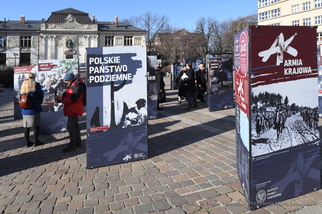 022jpg.jpg-80. rocznica powstania Armii Krajowej  Autor: W. Majka