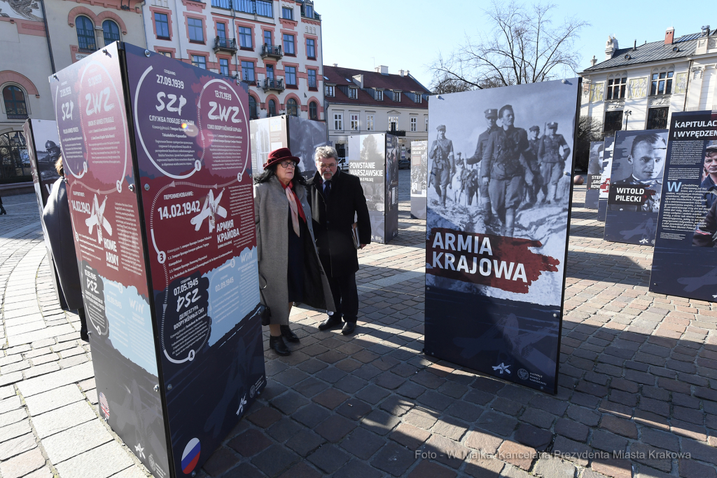 077jpg.jpg-80. rocznica powstania Armii Krajowej  Autor: W. Majka