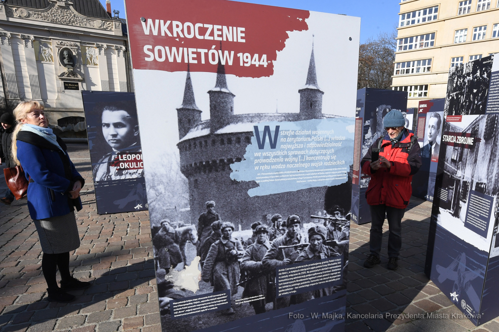 088jpg.jpg-80. rocznica powstania Armii Krajowej  Autor: W. Majka