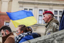 bs-lutego 20, 2022-img_7291.jpg-Pochód solidarności z Ukrainą w Krakowie