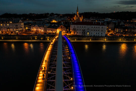 bs_220220_0096.jpg-Podświetlenia, Ukraina, Marsz
