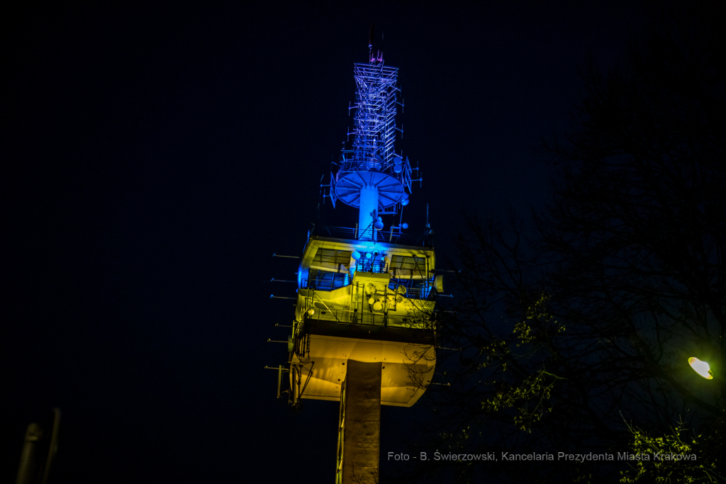 bs_220220_9580.jpg-Podświetlenia, Ukraina, Marsz  Autor: B. Świerzowski