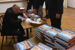 011jpg.jpg-Prezentacja książki „Nie od razu Kraków zbudowano”