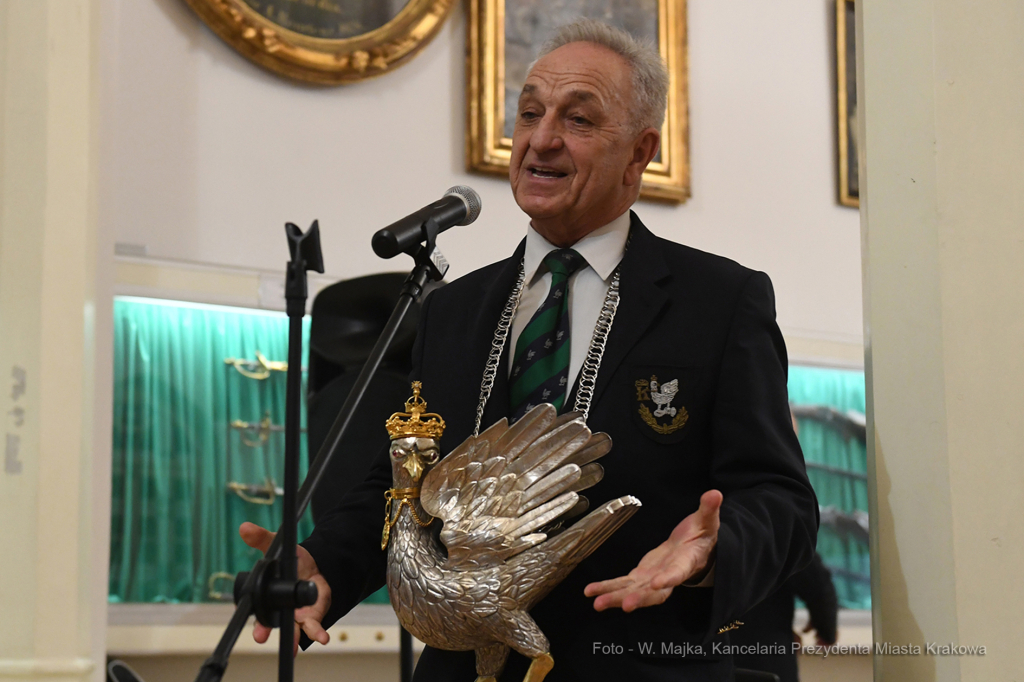 1616jpg.jpg-Prezentacja książki „Nie od razu Kraków zbudowano”  Autor: W. Majka