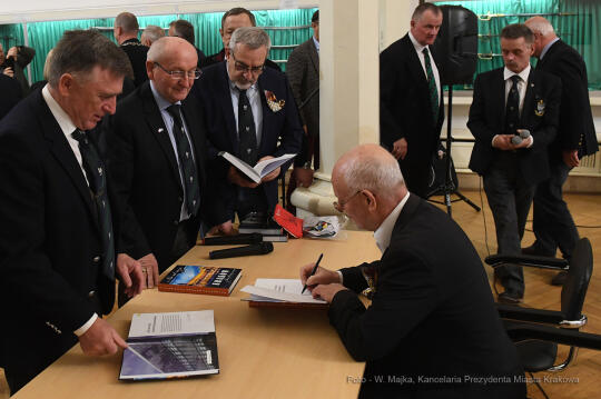 2020jpg.jpg-Prezentacja książki „Nie od razu Kraków zbudowano”