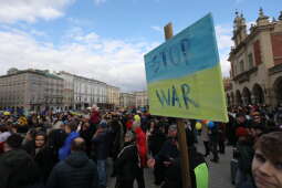 zdjęcie 27.02.2022, 13 17 46.jpg-Łańcuch solidarności z Ukrainą