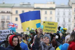 zdjęcie 27.02.2022, 13 25 05.jpg-Łańcuch solidarności z Ukrainą