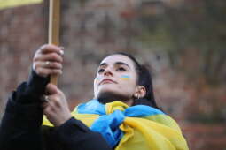 zdjęcie 27.02.2022, 13 25 52.jpg-Łańcuch solidarności z Ukrainą