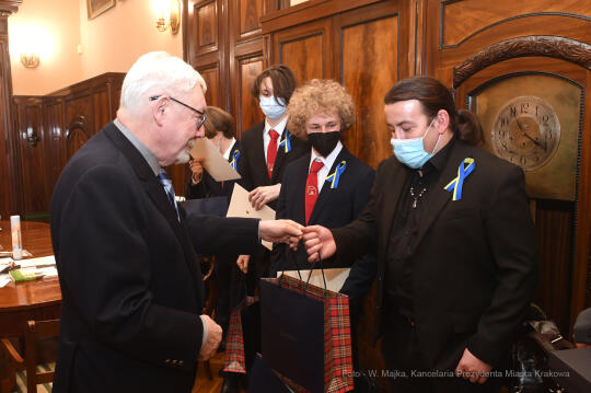 055jpg.jpg-Spotkanie ze zwycięzcami w konkursie Europejskiej Agencji Lotniczej CanSat