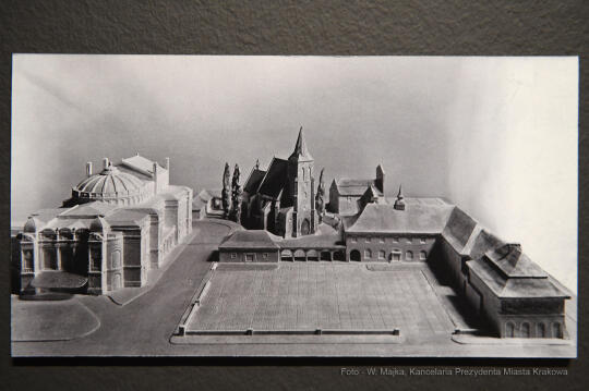 1212jpg.jpg-Niechciana stołeczność.