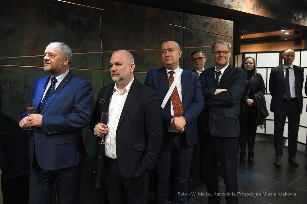 1414jpg.jpg-Spotkanie z nowo mianowanymi profesorami  Autor: W. Majka