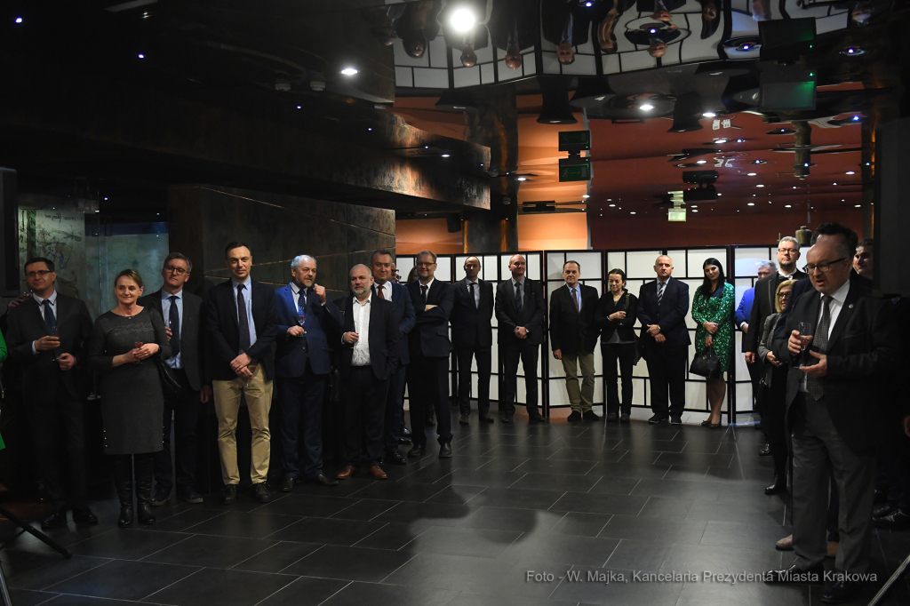 2424jpg.jpg-Spotkanie z nowo mianowanymi profesorami  Autor: W. Majka