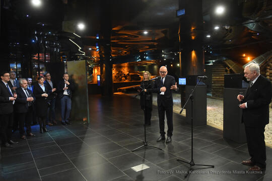 3232jpg.jpg-Spotkanie z nowo mianowanymi profesorami