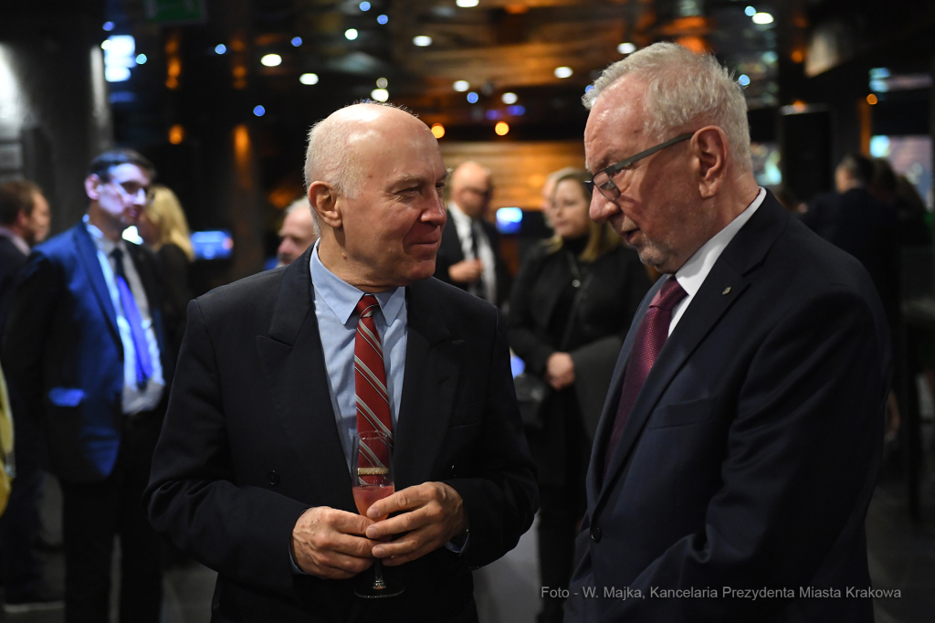 4646jpg.jpg-Spotkanie z nowo mianowanymi profesorami  Autor: W. Majka