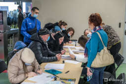 bs_220316_0625.jpg-Punkt rejestracji uchodźców w TAURON Arenie Kraków