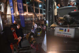 055jpg.jpg-Wyjazd uchodźców z Krakowa do Orleanu