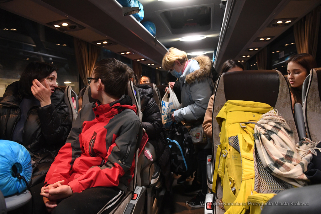 066jpg.jpg-Wyjazd uchodźców z Krakowa do Orleanu  Autor: W. Majka