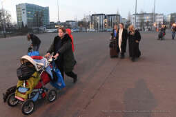 088jpg.jpg-Wyjazd uchodźców z Krakowa do Orleanu