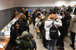 2424jpg.jpg-Wyjazd uchodźców z Krakowa do Orleanu