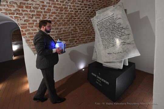 011jpg.jpg-Adama Zagajewskiego