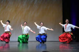 2121jpg.jpg-Balet Ukrainy „Virsky”