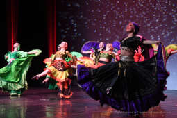 2424jpg.jpg-Balet Ukrainy „Virsky”