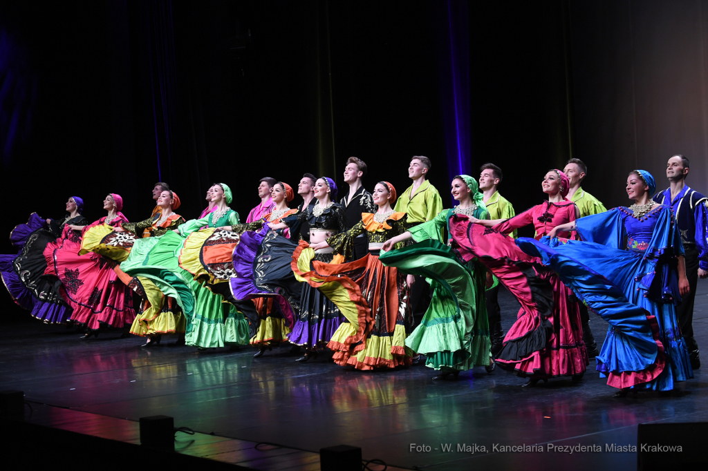 2929jpg.jpg-Balet Ukrainy „Virsky”  Autor: W. Majka