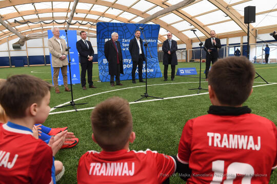3434jpg.jpg-otwarcie hali namiotowej TS Tramwaj