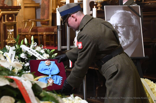 1111jpg.jpg-Przeniesienie prochów śp. prof. Krzysztofa Pendereckiego