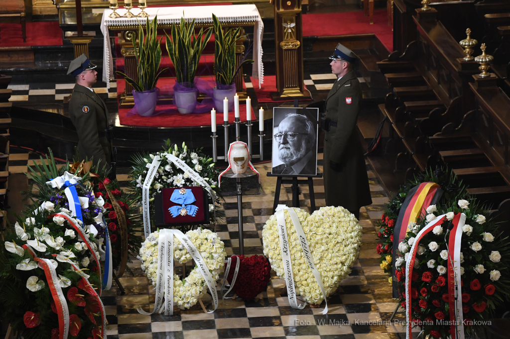 2626jpg.jpg-Przeniesienie prochów śp. prof. Krzysztofa Pendereckiego  Autor: W. Majka