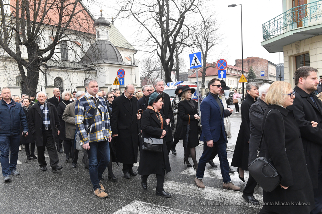 5353jpg.jpg-Przeniesienie prochów śp. prof. Krzysztofa Pendereckiego  Autor: W. Majka