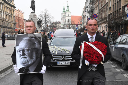 5656jpg.jpg-Przeniesienie prochów śp. prof. Krzysztofa Pendereckiego